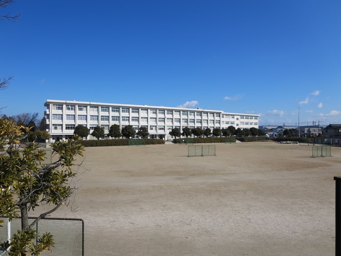 前林中学校(中学校/中等教育学校)まで3300m ヴェントＫＡＭＩＹＡ