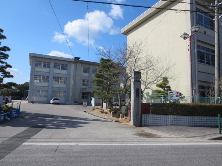 駒場小学校(小学校)まで800m ヴェントＫＡＭＩＹＡ