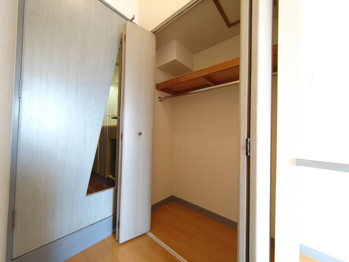 収納 ﾗｲｵﾝｽﾞﾏﾝｼｮﾝ泉第2（902）