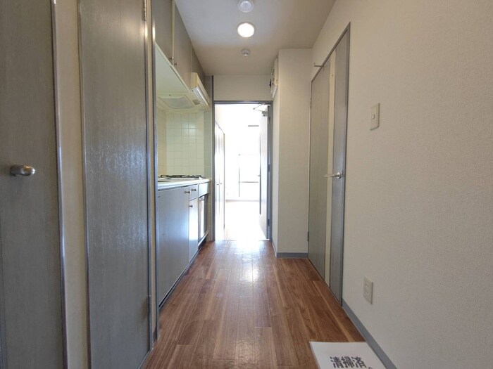 廊下 ﾗｲｵﾝｽﾞﾏﾝｼｮﾝ泉第2（902）