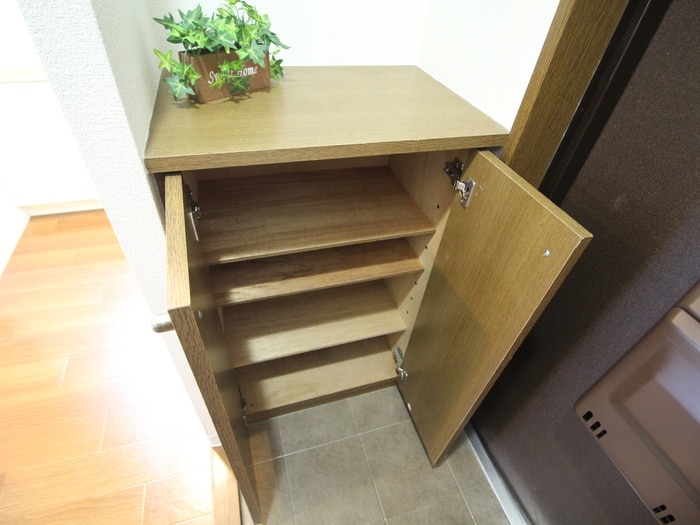 靴箱 アビタシオン八事