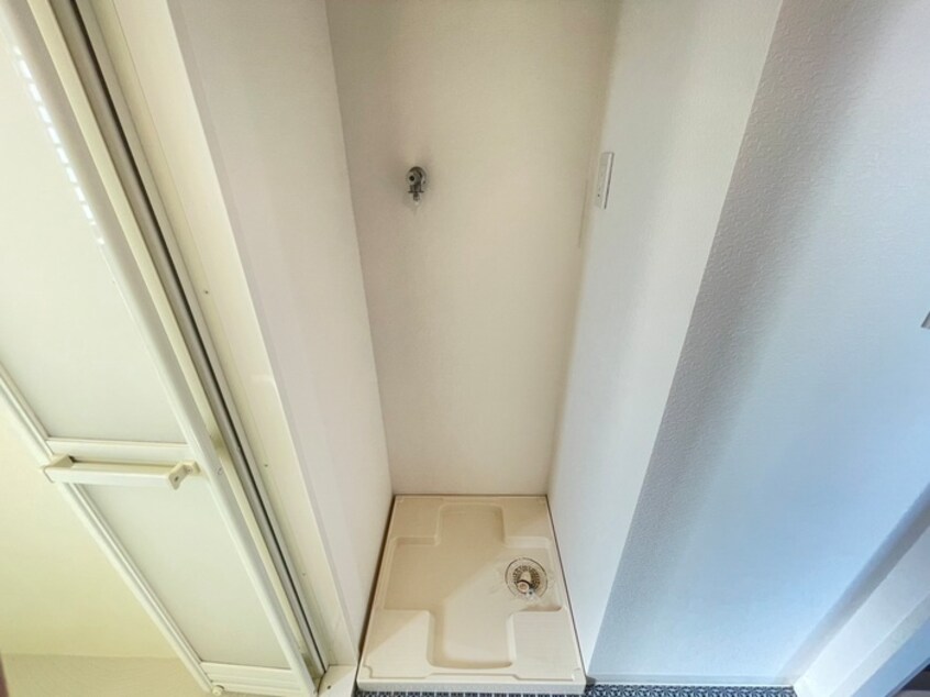 洗濯機置場 ＹＯＳＨＩＮＯ　ＳＱＵＡＲＥ