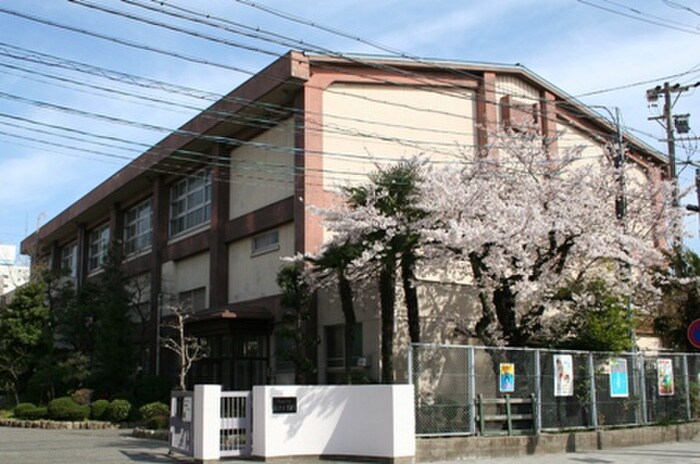 名古屋市立桜丘中学校(中学校/中等教育学校)まで650m ＹＯＳＨＩＮＯ　ＳＱＵＡＲＥ