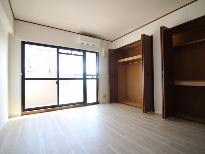 居室 Ｔｓ Ｍａｒｃｈｅｒ
