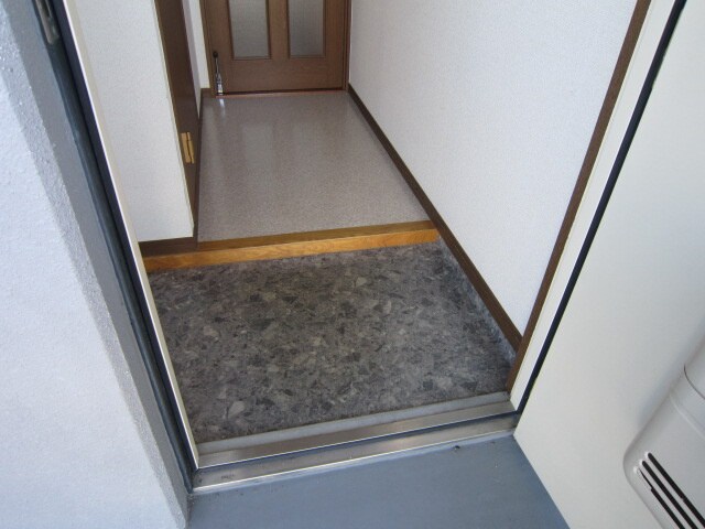 玄関 Ｔｓ Ｍａｒｃｈｅｒ