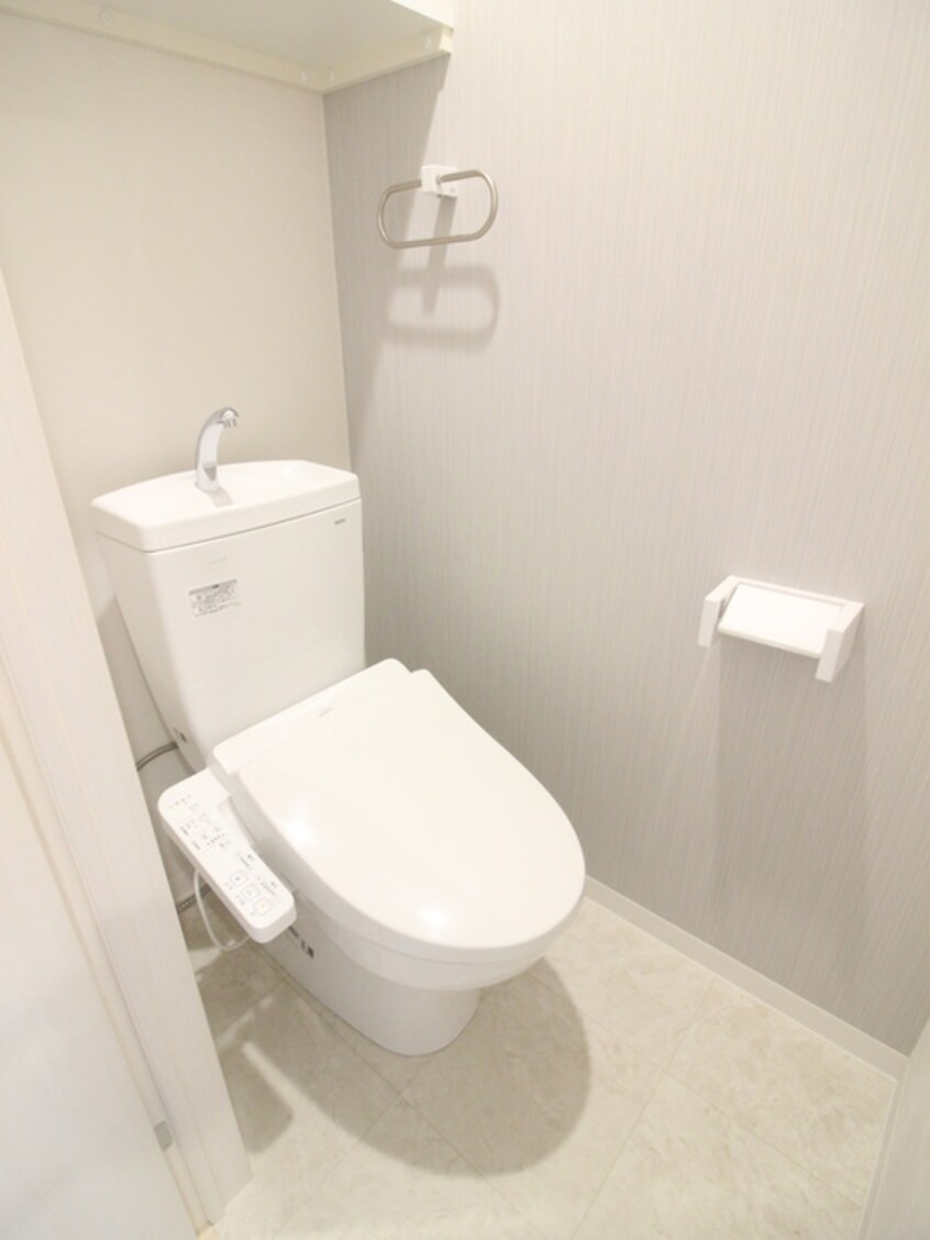 トイレ VERITAS SHIRAKANE