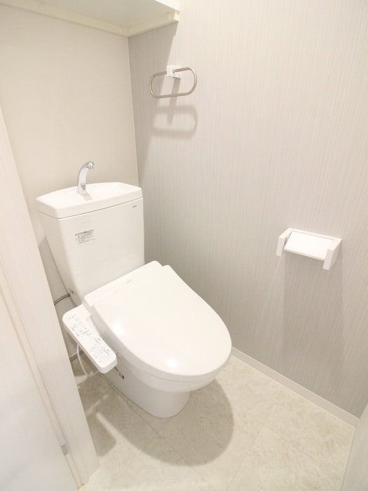 トイレ VERITAS SHIRAKANE