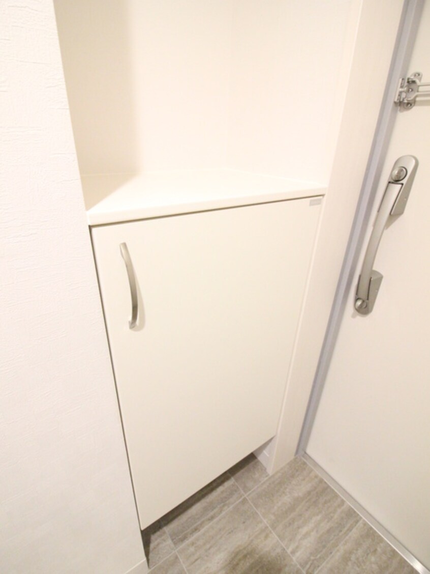 靴箱 VERITAS SHIRAKANE