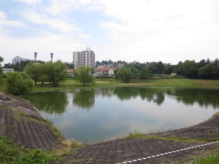 西池公園(公園)まで1480m グリ－ンバレ－境松