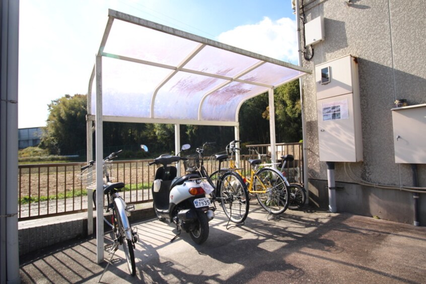 駐輪場 ルネッサンス山本Ｂ