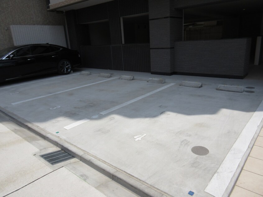 駐車場 The Residence Imaike