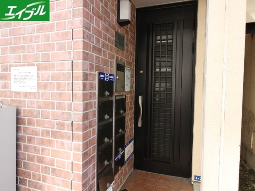 エントランス部分 カ－サクイント