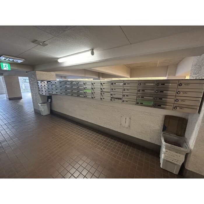 エントランス部分 荘苑御園（217）