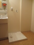 洗濯機置場 メタモルフォ－松西