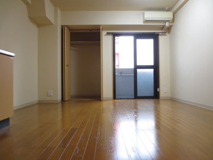 居室 メタモルフォ－松西