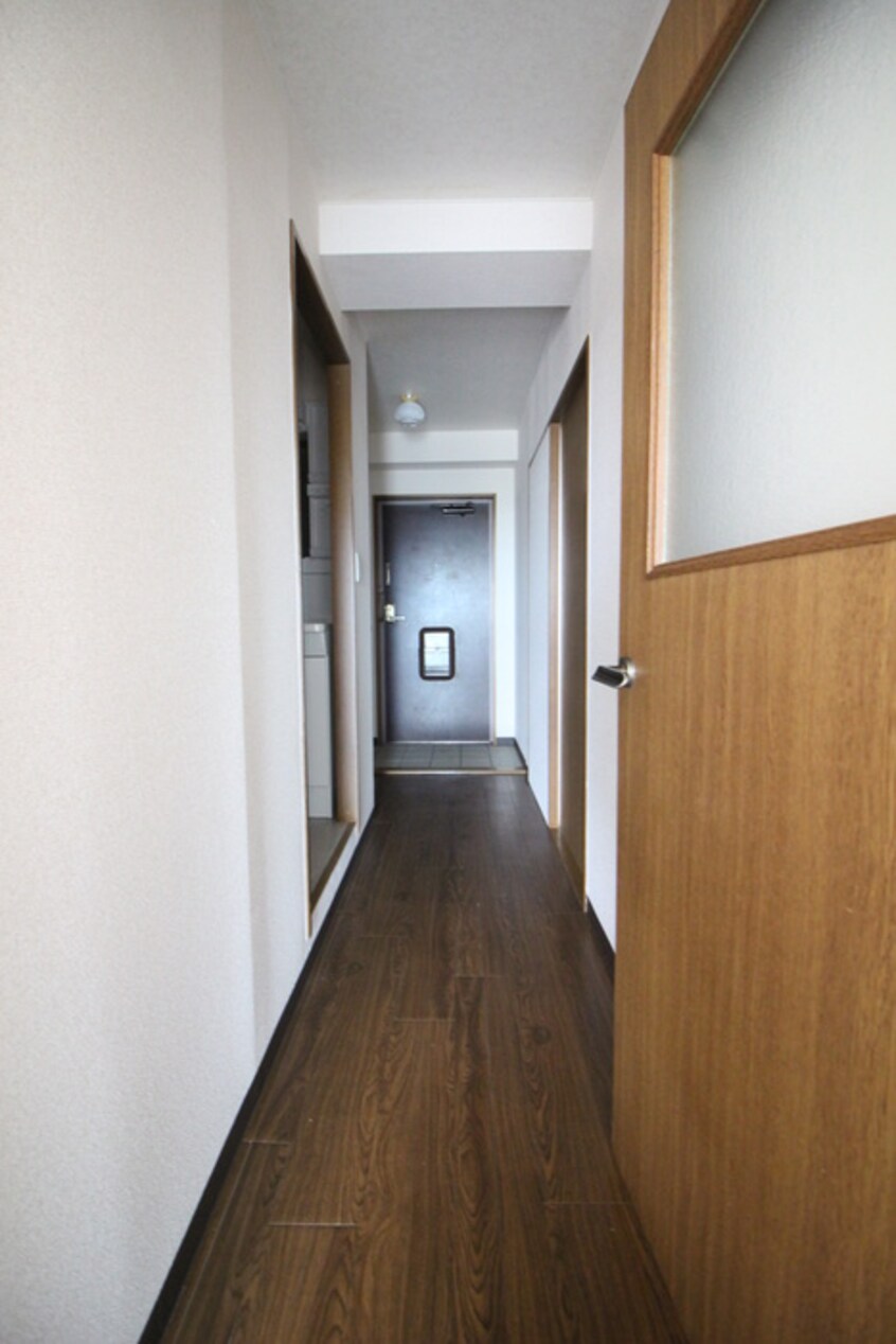 廊下 ウィングヒルズ神田