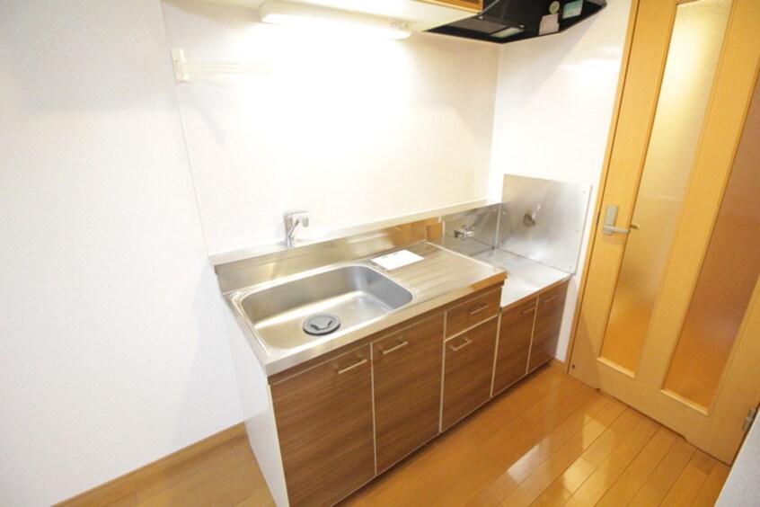 キッチン ＧＡＵＤＩ　シンエイ