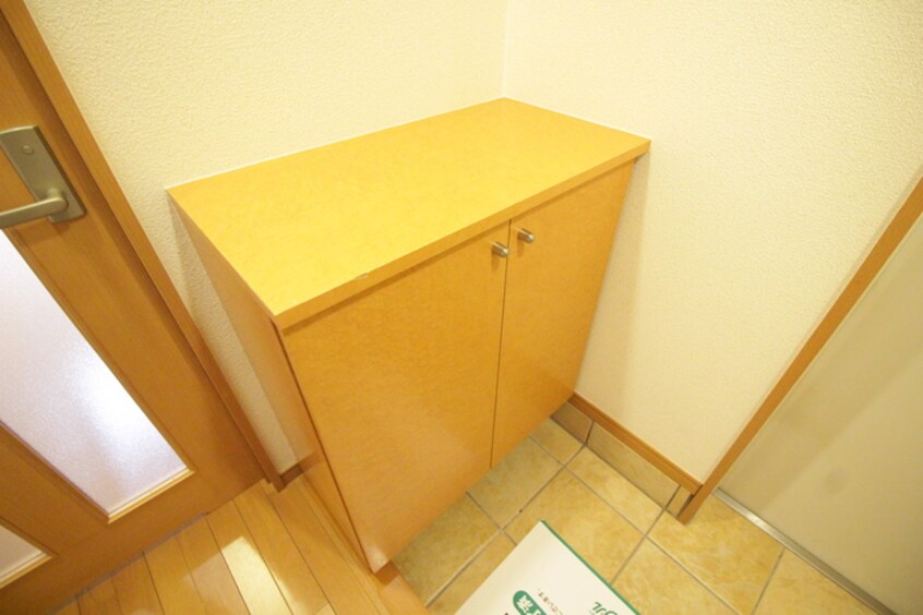 靴箱 ＧＡＵＤＩ　シンエイ