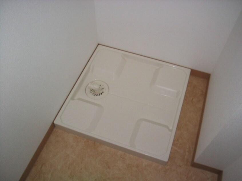 洗濯機置場 グラン・アベニュ－栄