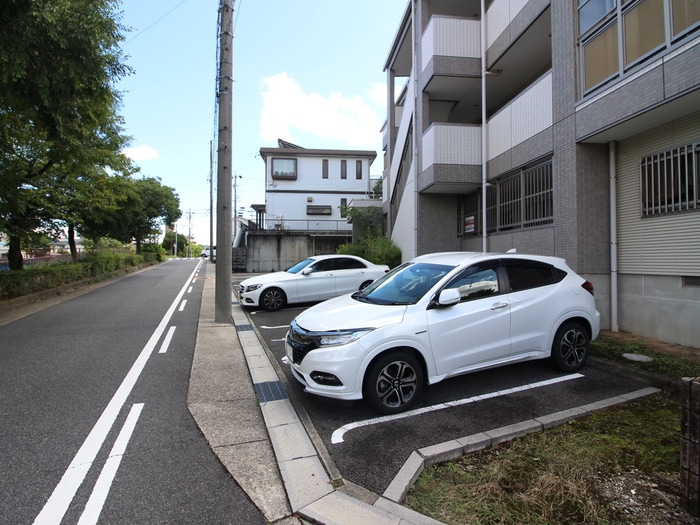 駐車場 アバンス