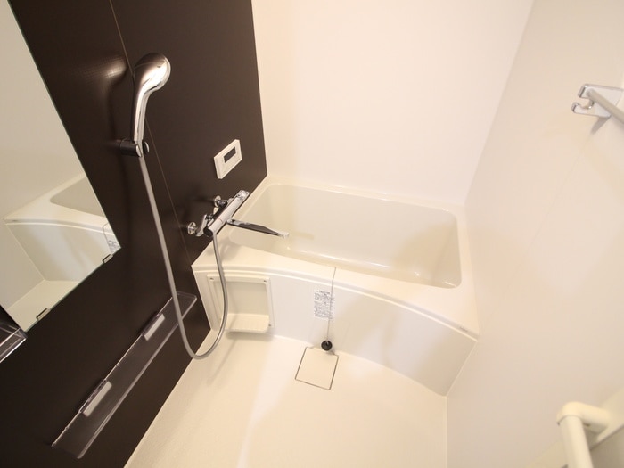 バス／シャワールーム等 ヴィラ前之輪