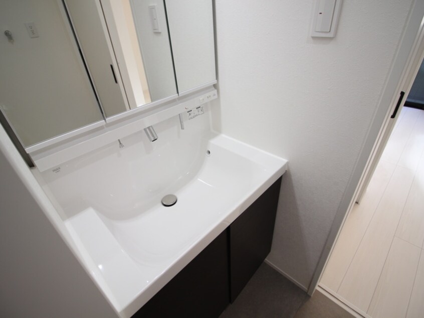 洗面 ヴィラ前之輪