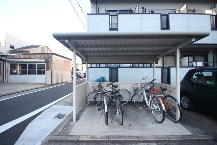駐輪場 サン香呑