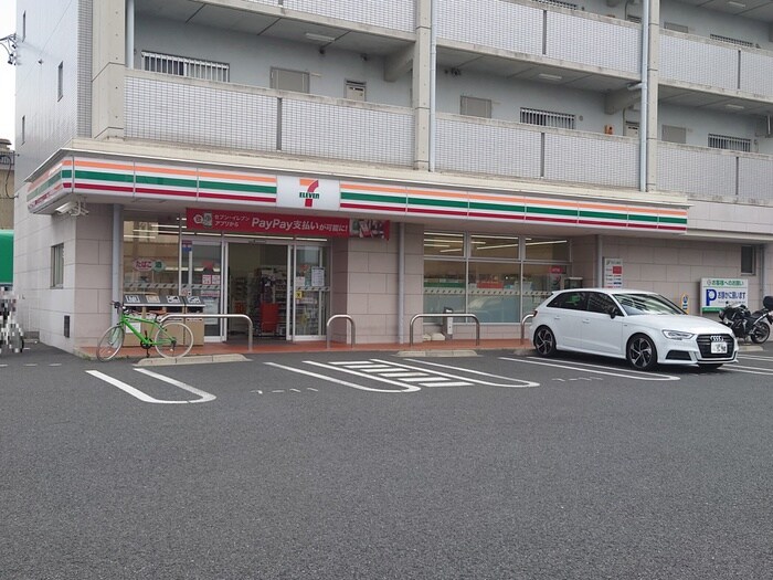 セブンイレブン蟹江本町5丁目店(コンビニ)まで419m アイリス蟹江