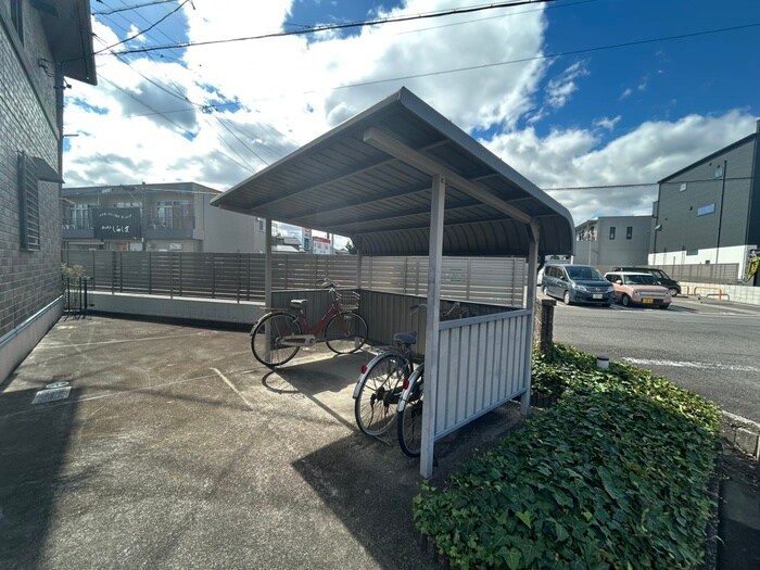 駐輪場 グランシャリオ