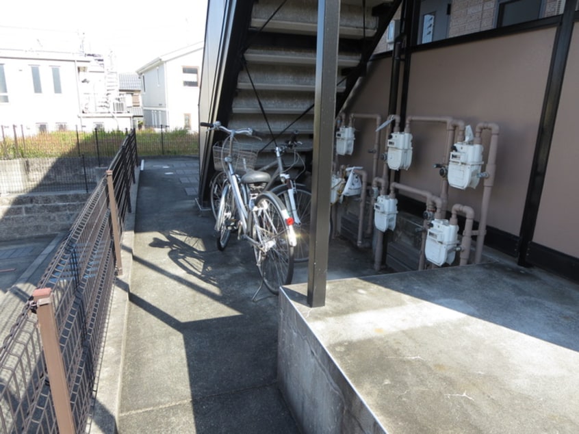 駐輪場 エスブル－ム・アイ