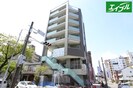キャストビル泉の外観