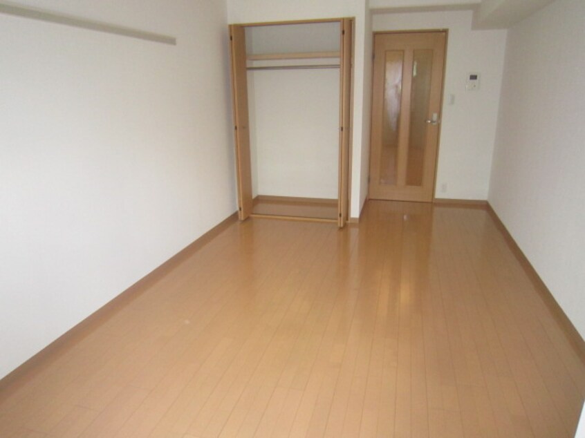 居室 ﾆｭ-ｼﾃｨｱﾊﾟ-ﾄﾒﾝﾂ円上町