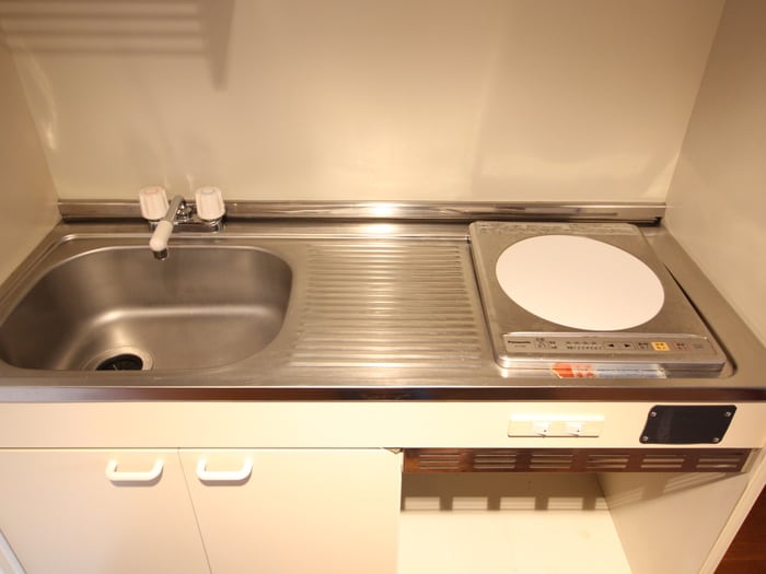 キッチン ＣＥＲＩＳＩＥＲ・Ｆ