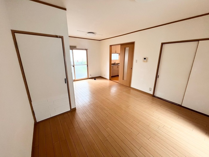 居室 泉3丁目戸建