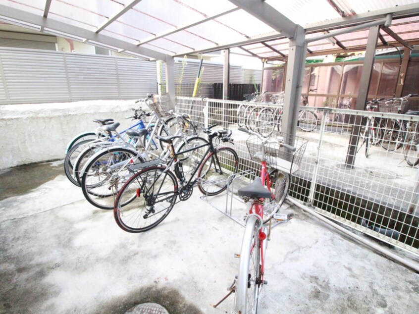 駐輪場 サニ－ヒル八事