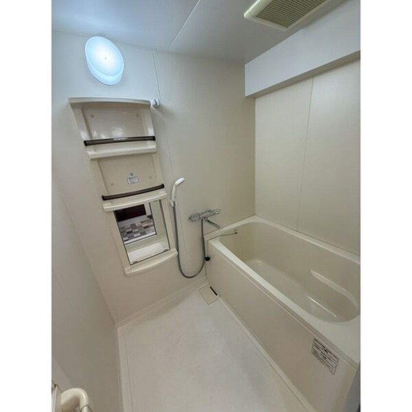 バス／シャワールーム等 メルベーユ鎌須賀