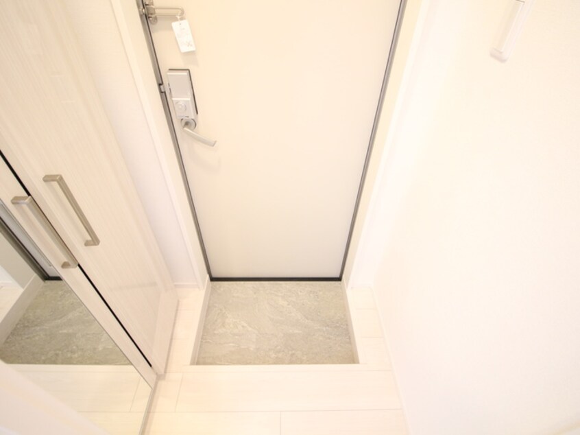 玄関 アンバー尾頭橋