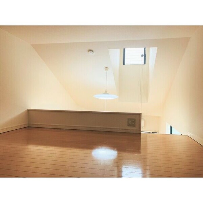 居室 Ｌｏｆｔ４千種