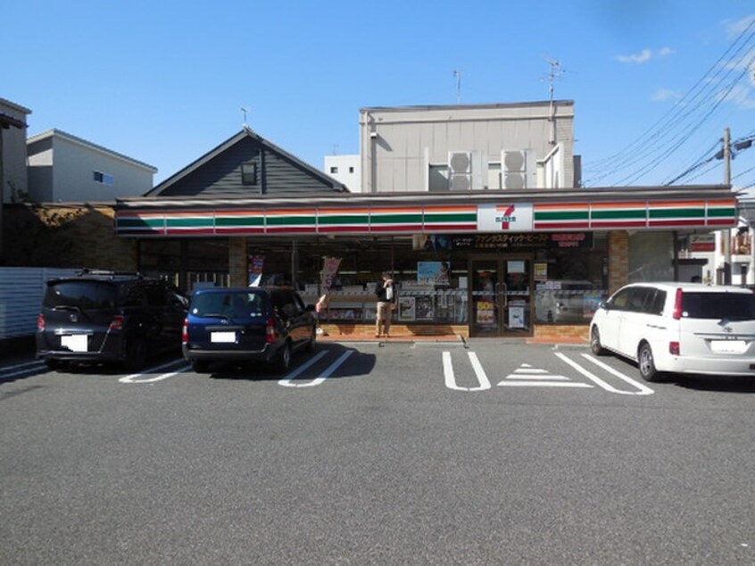 セブンイレブン　仲田1丁目店(コンビニ)まで514m Ｌｏｆｔ４千種