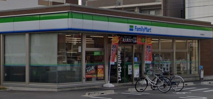 ファミリーマート 中村森田町店(コンビニ)まで850m ベルヴィル猪之越