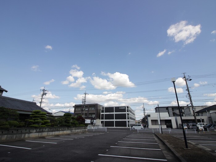 駐車場 グロワール２１
