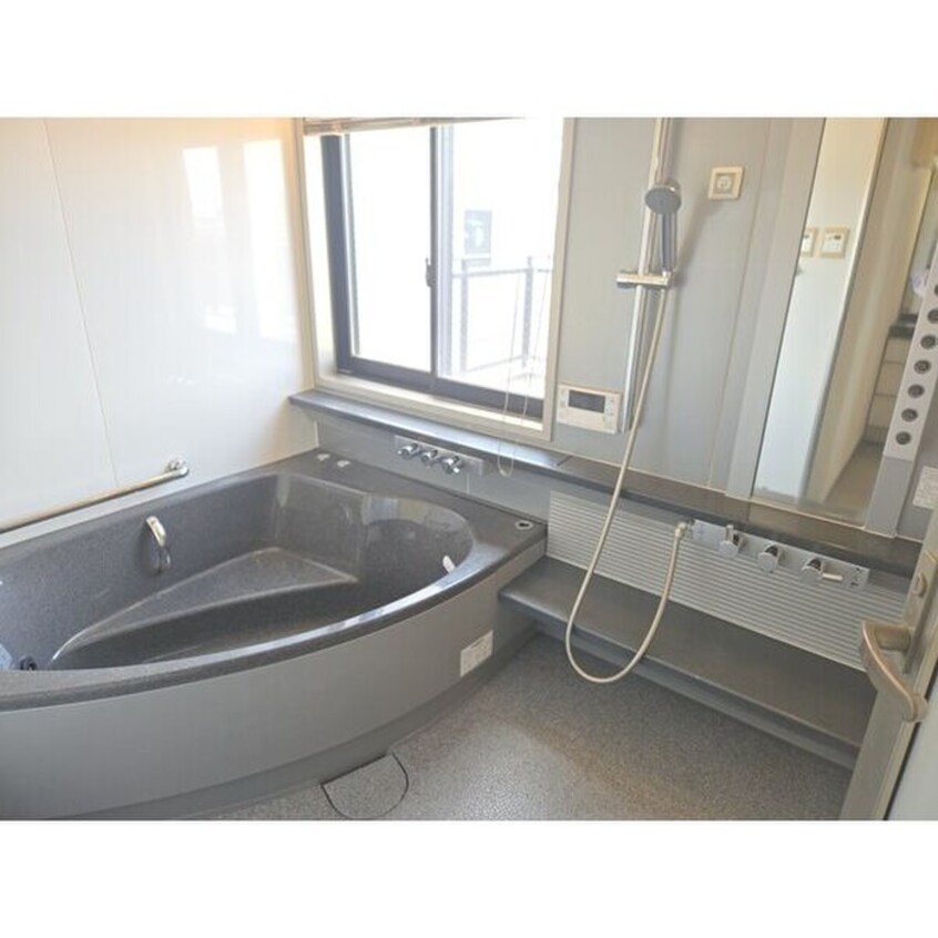 バス／シャワールーム等 ＴＫボヌ－ル