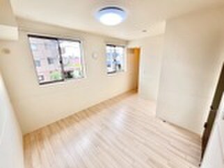 居室 グルーヴィ