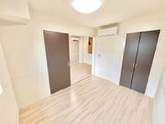 居室 グルーヴィ