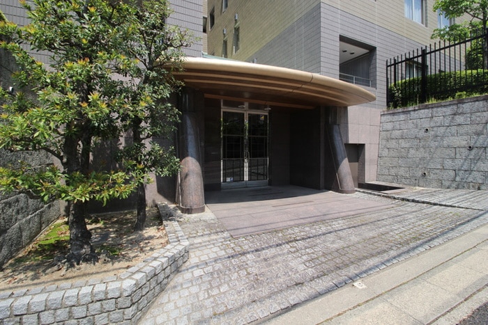 エントランス部分 ダイアパレスロイヤル八事(103)