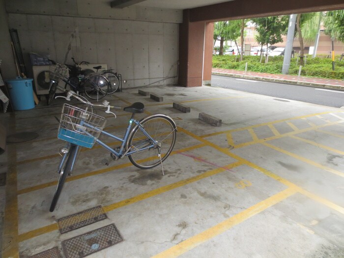 駐輪場 レイホービル