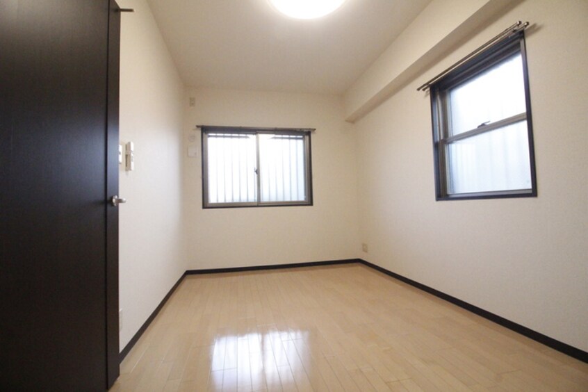 居室 サ－ラ･アソシア