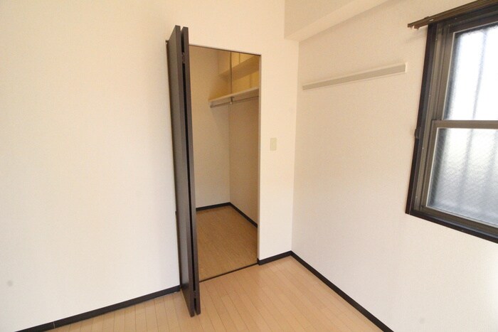 収納 サ－ラ･アソシア