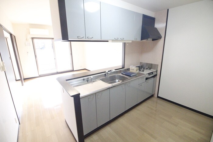 キッチン サ－ラ･アソシア