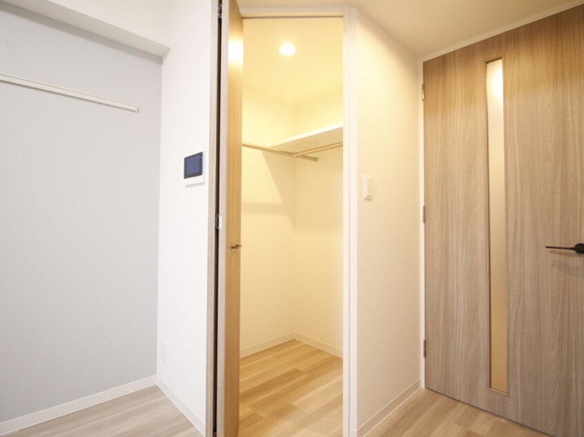 収納 パルティール八田